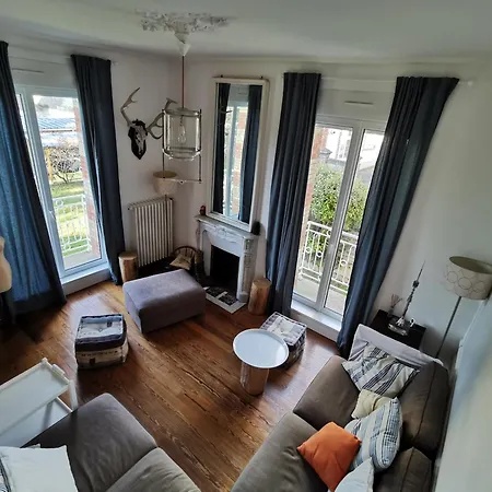 Dom wakacyjny Jeanne Marie *