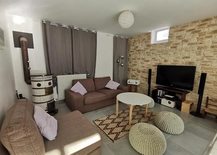 Jeanne Marie Feriehus *